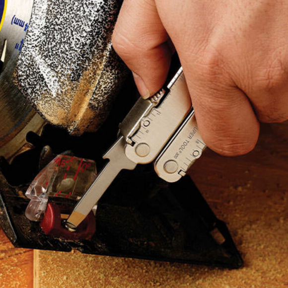 Нож-мультитул с инструментами LEATHERMAN Super Tool 300 Black (Multi-Tool)