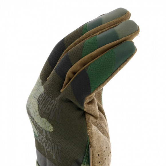 Тактические перчатки с сенсорными вставками MECHANIX FastFit Woodland Camo