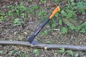 Топор колун Fiskars X15 универсальный, 121460